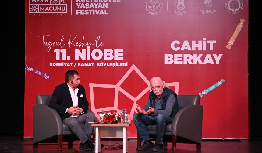 Cahit Berkay Manisalılarla buluştu