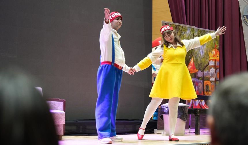 Turgutlu Belediyesinin Kent Elçileri "Turgut ve Lulu" sahneye çıkıyor