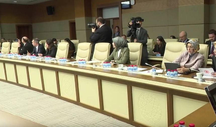 Dijital Mecralar Komisyonu’nda kriz: CHP terk etti