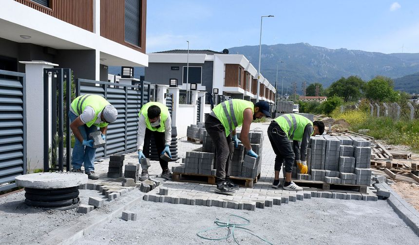 Kuşadası'ndan Davutlar Mahallesi’ne kesintisiz hizmet