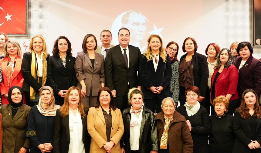 Kadın Belediye Başkanları Manisa’da Bir Araya Geldi