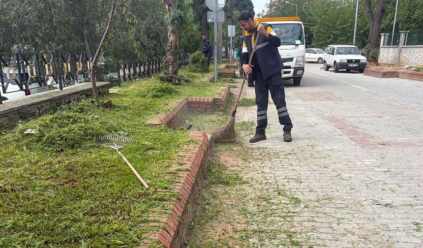 Efeler'in her noktasında hizmetin adı Başkan Anıl Yetişkin