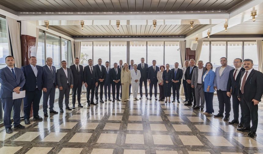 Çağatay Güç Belediye Başkanlarını topladı