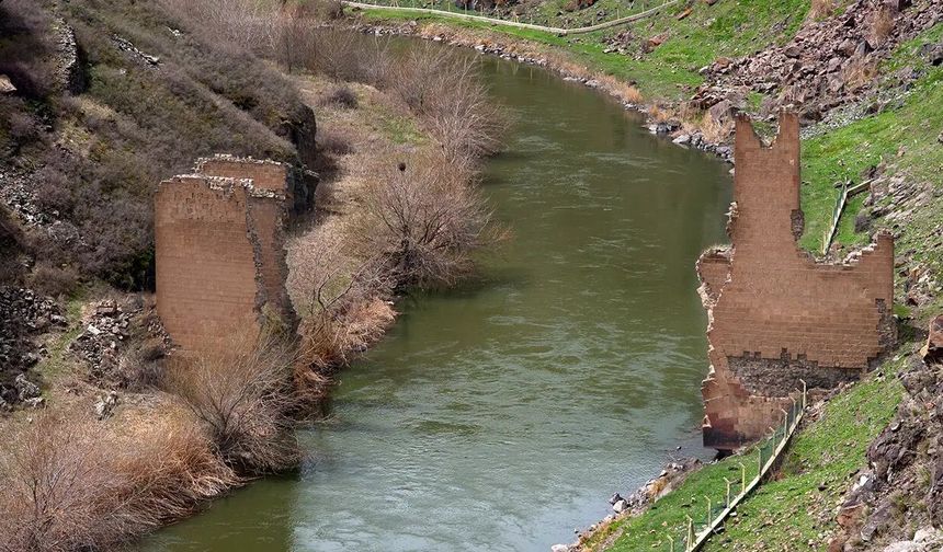 Türkiye-Ermenistan’dan Ani Köprüsü anlaşması