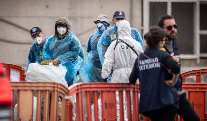 Hantavirüs alarmı: Karantinadakibgemide tahliyeler sürüyor