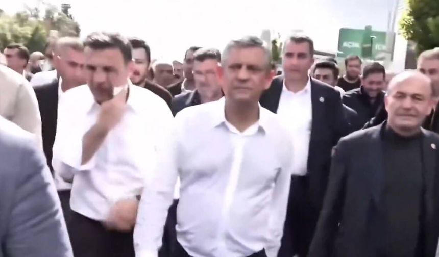 Özgür Özel TBMM’ye yürüyüş başlattı