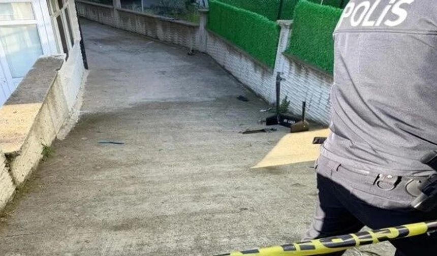 Samsun’da sokağa düşen İHA evlerde hasara yol açtı