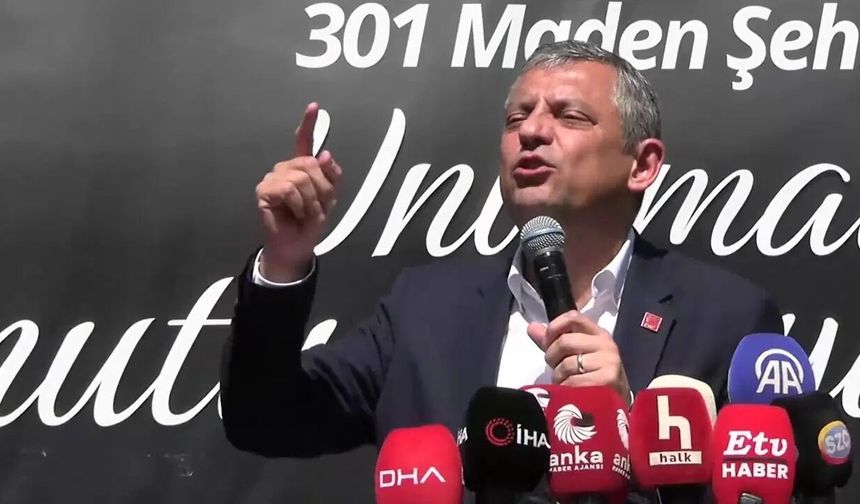 Özgür Özel Soma’da: “Bu rejimi yerle bir edeceğiz”