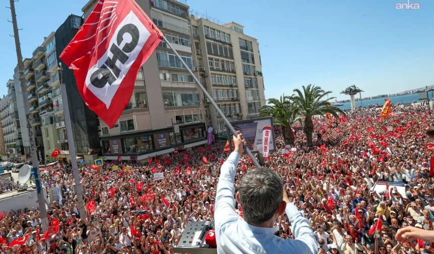 CHP’de ayrılık krizi büyüyor