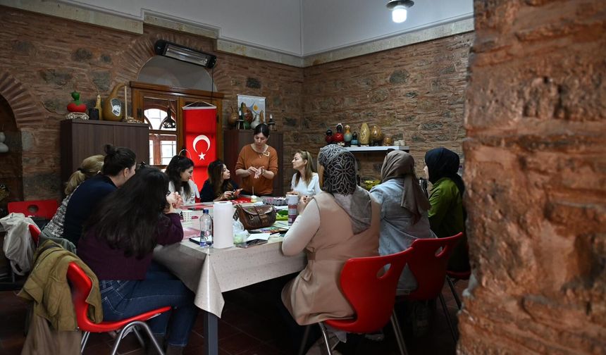Manisa'daki Ücretsiz Workshoplara Vatandaşlardan Yoğun İlgi