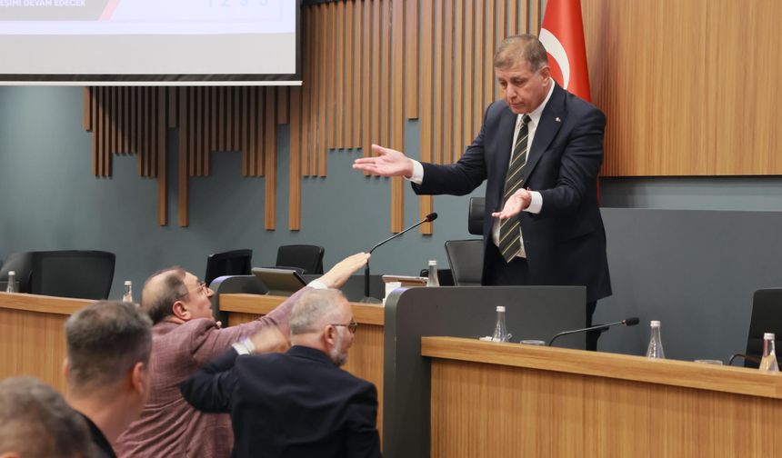 İZSU Kurulu'nda 'dudak okuma' tartışması
