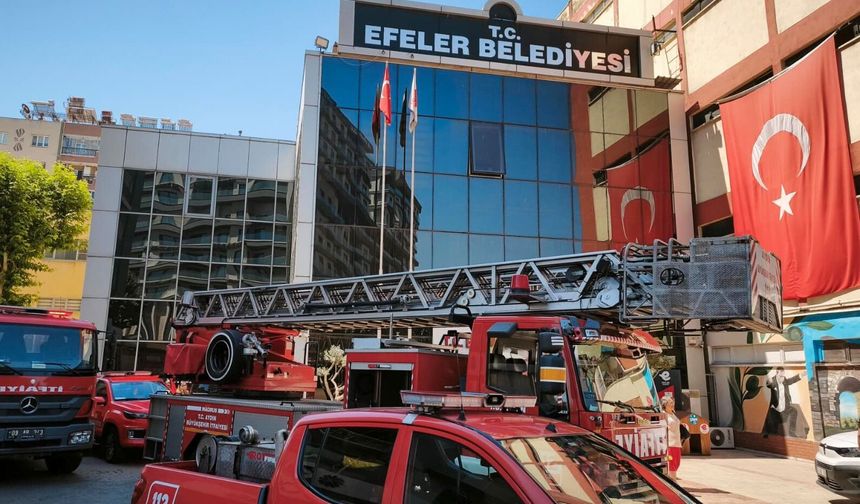 Efeler Belediye Binası'nda yangın