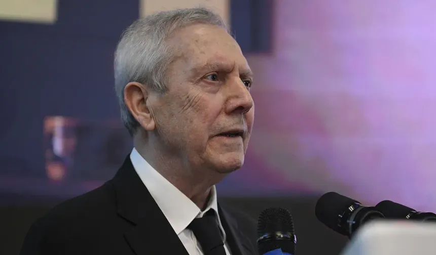 Aziz Yıldırım'dan transfer açıklamaları