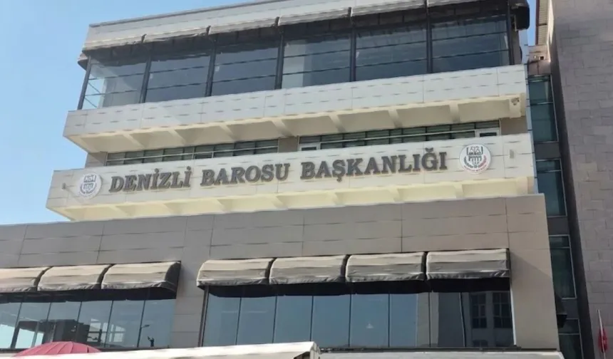 Gözaltındaki 12 avukat serbest bırakıldı
