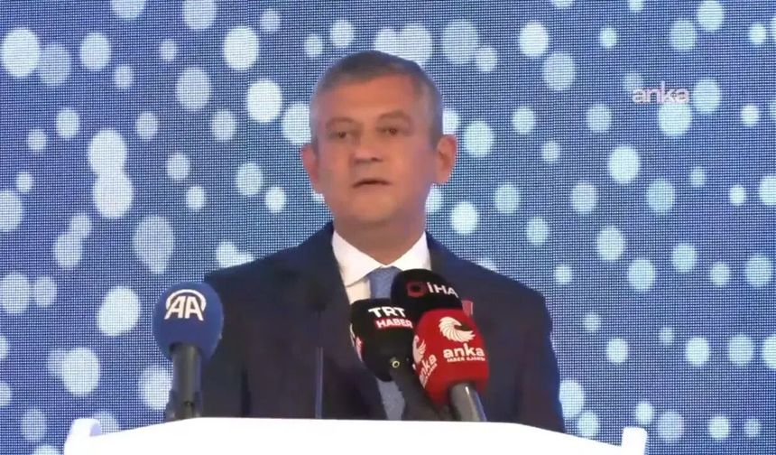 Özgür Özel: “Keşke o fotoğraf çekilmeseydi”