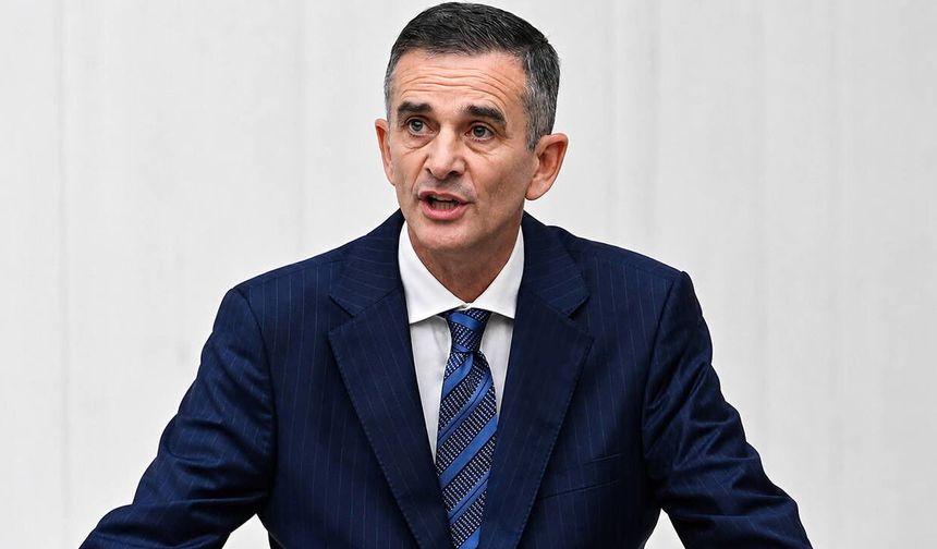 Ümit Dikbayır CHP'den istifa etti