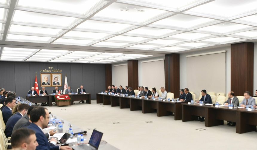 Başkentte kritik zirve öncesi hazırlık masası