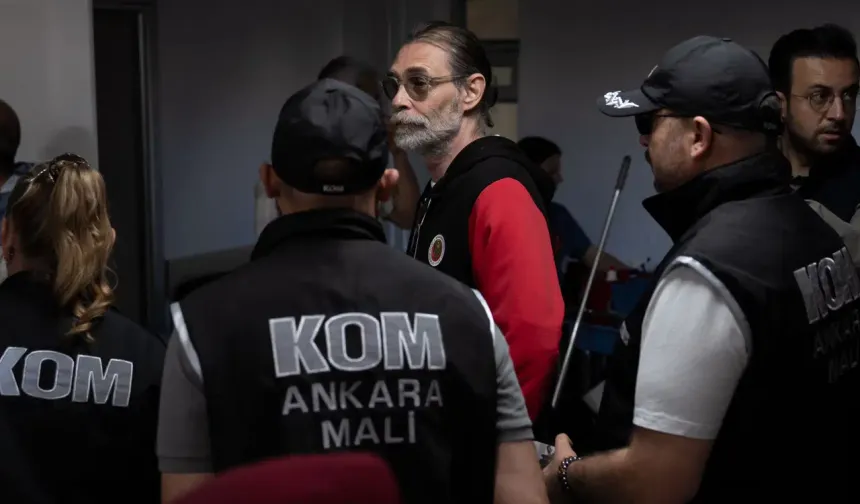 Etimesgut Belediyesi'ne operasyon
