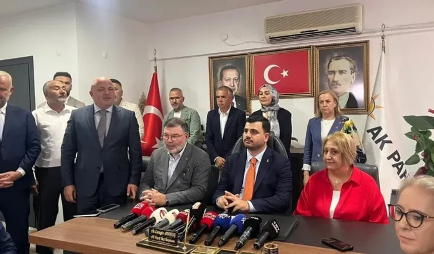 Eyüp Kadir İnan: ‘İlkay Çiçek AK Parti’ye geçmek istedi’