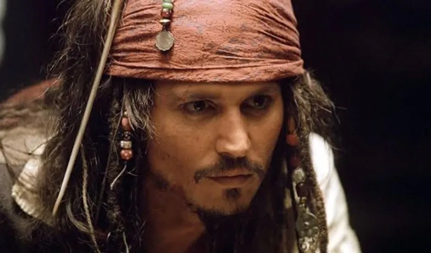 Johnny Depp, Karayip Korsanları için geri dönüyor mu?