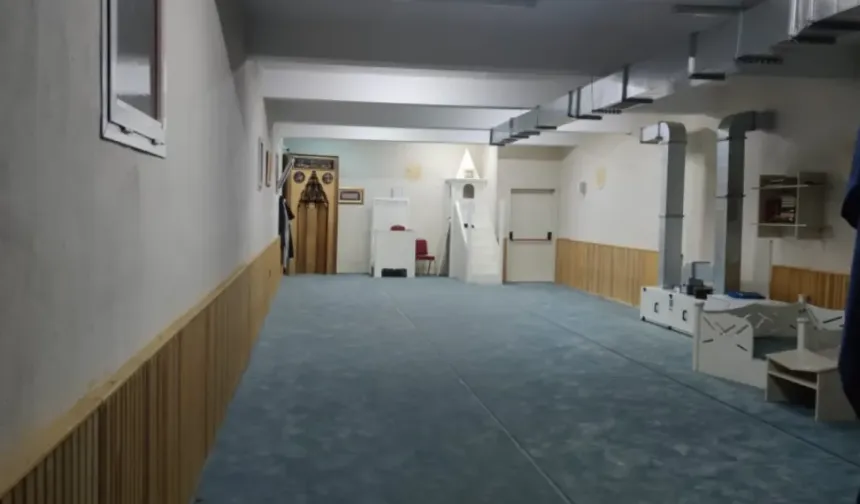 “Eğitim tel tel dökülüyor, cambaza bak yapıyorlar”
