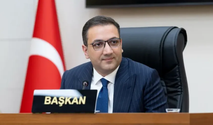 Balçova Belediye Başkanı  görevine iade edildi