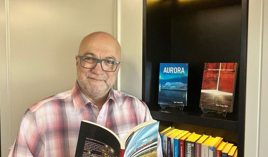 Alper Tunga Dost’un iki romanı ABD’de yayımlandı