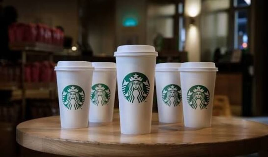 Starbucks Kuzey Amerika’da küçülmeye gidiyor
