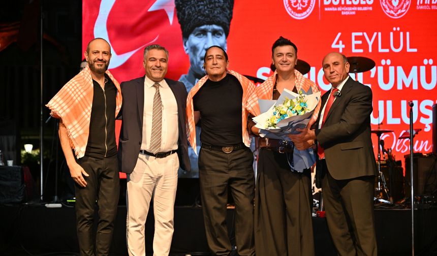 Sarıgöl’de Kurtuluşun 104. Yılında Zakkum Coşkusu