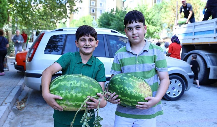 Tarladan sofraya dayanışma köprüsü