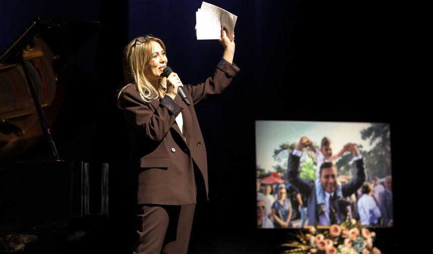 'Varlığıyla onur duydum, Yokluğunda gurur duyuyorum'