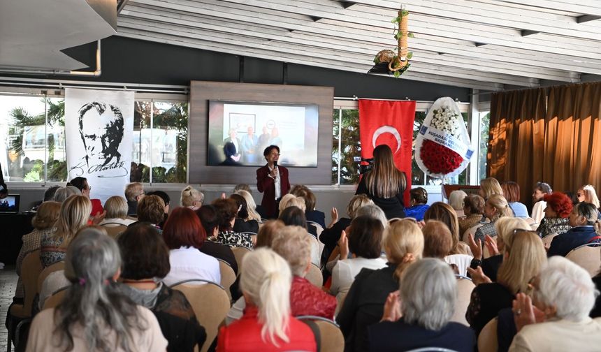 Kuşadası’nda ‘kadınlar var, herkese barış zirve 2026 buluşması’ başladı