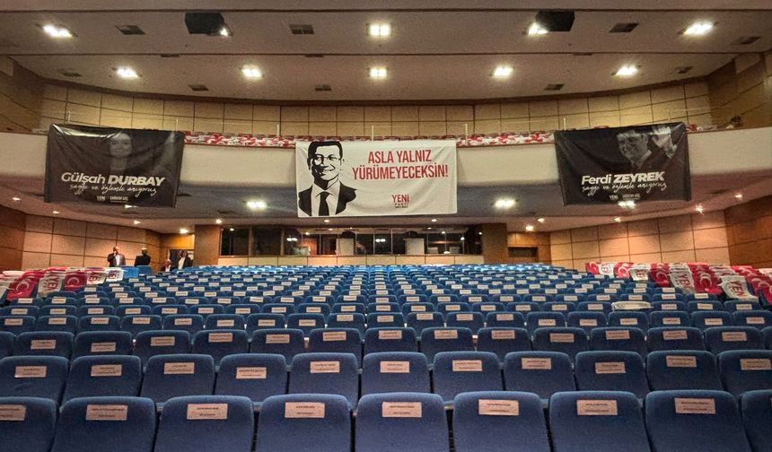 Yeni Parti İzmir’de kongre heyecanı: İmamoğlu ile merhum başkanlar da salonda!