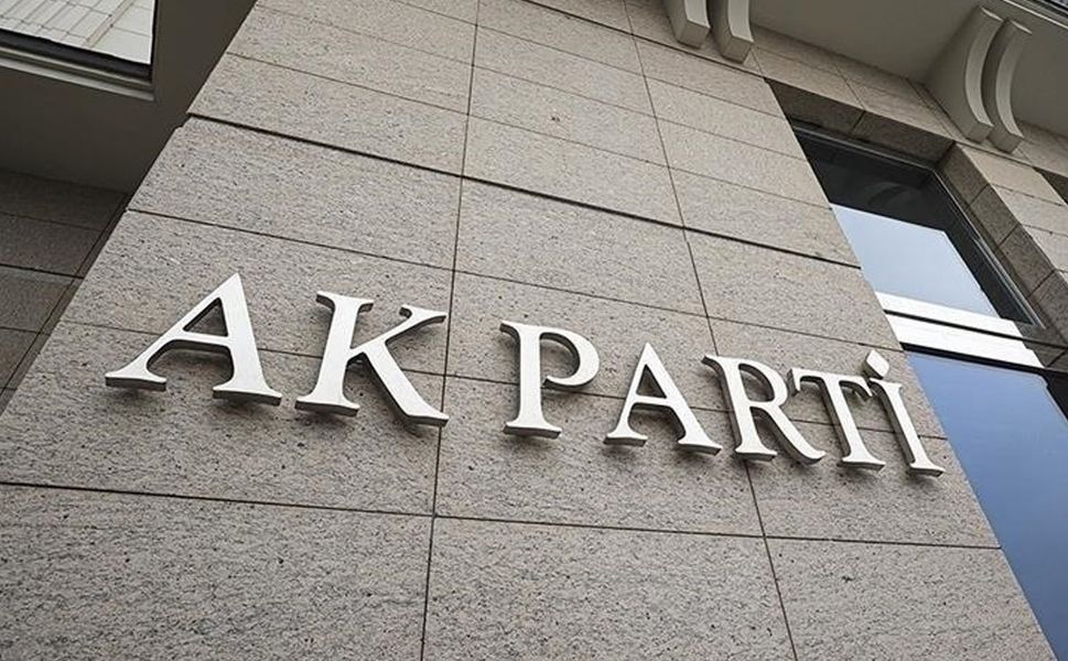 AKP'li gençlik kolları başkanı görevden alındı