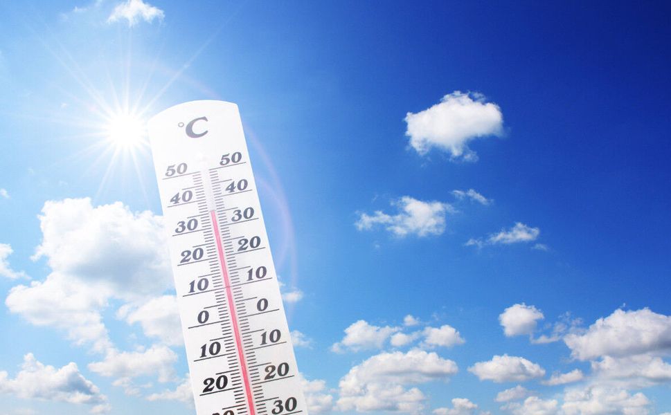 İzmir'de sıcak hava etkisini sürdürüyor