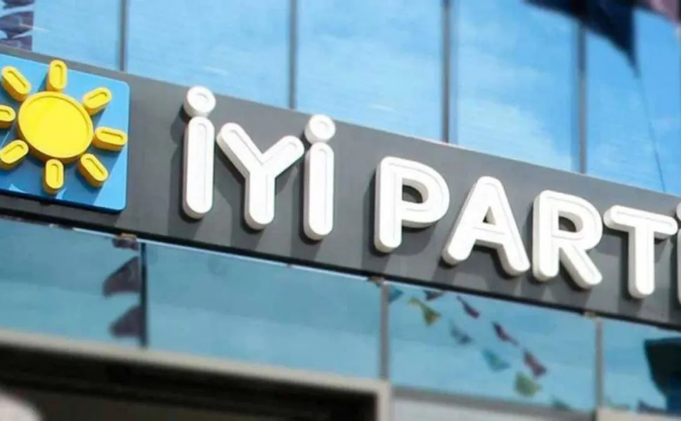 İYİ Parti Selçuk İlçe Başkanı Ziya Tüccar oldu