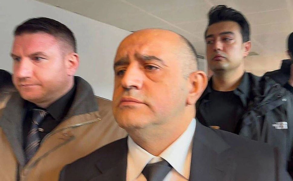 Aziz İhsan Aktaş, “örgüt kurma” suçundan beraat etti