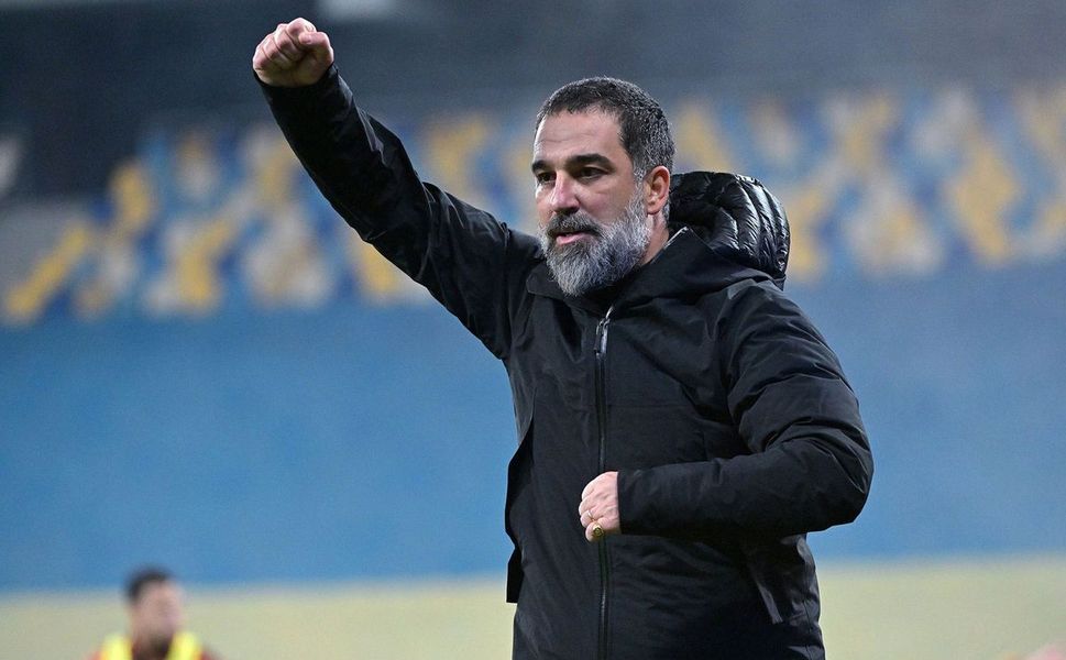 Arda Turan'dan milli takım açıklaması: Teklif hayalimdeki gibi ama...