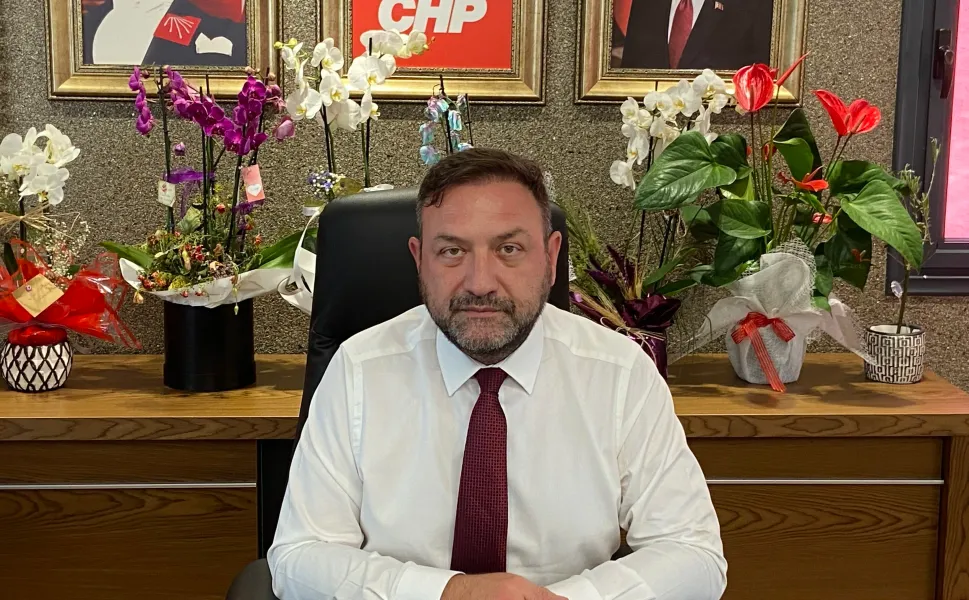 Gümrükçü'den çifte bayram mesajı