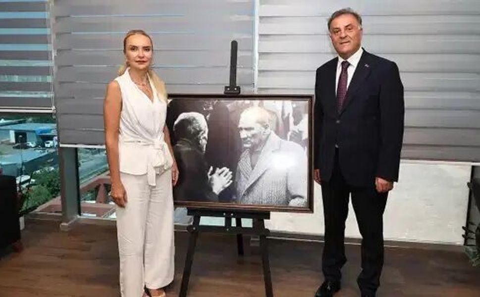 İBB yöneticileri görevlerine döndü: Nuri Aslan’dan ziyaret