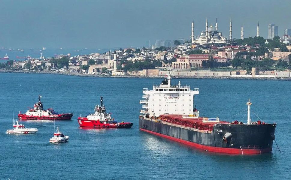 MSB duyurdu: 30 Ağustos'ta 15 gemi Boğaz'da