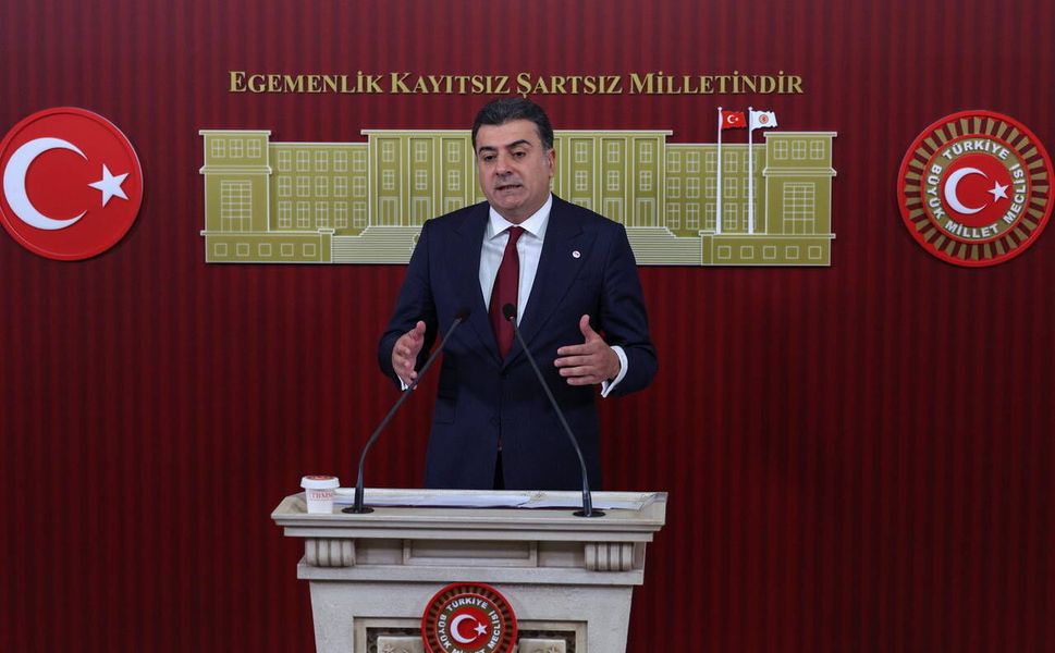214 kişilik fon listesi neden açıklanmıyor? Emre’den iktidara tepki