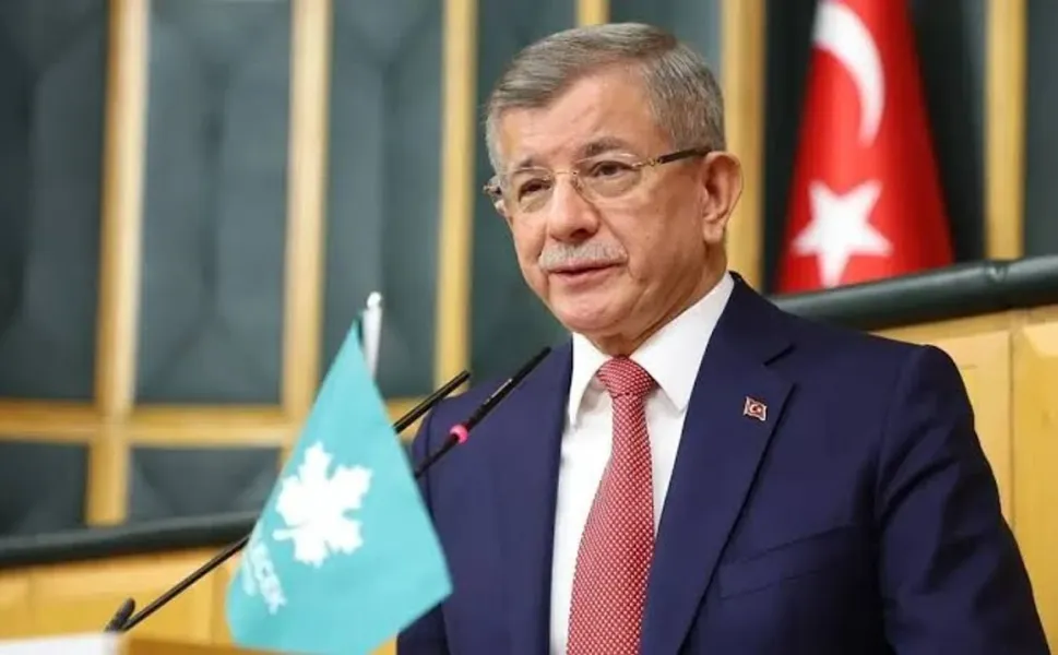 Davutoğlu hakkında “Cumhurbaşkanına hakaret” soruşturması