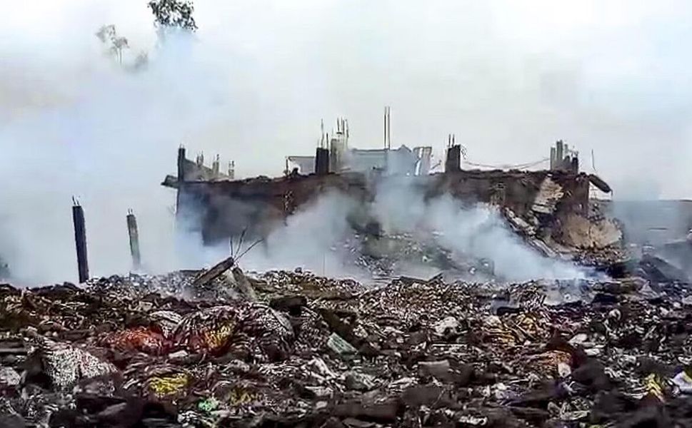 Havai fişek fabrikasında patlama: 11 kişi hayatını kaybetti