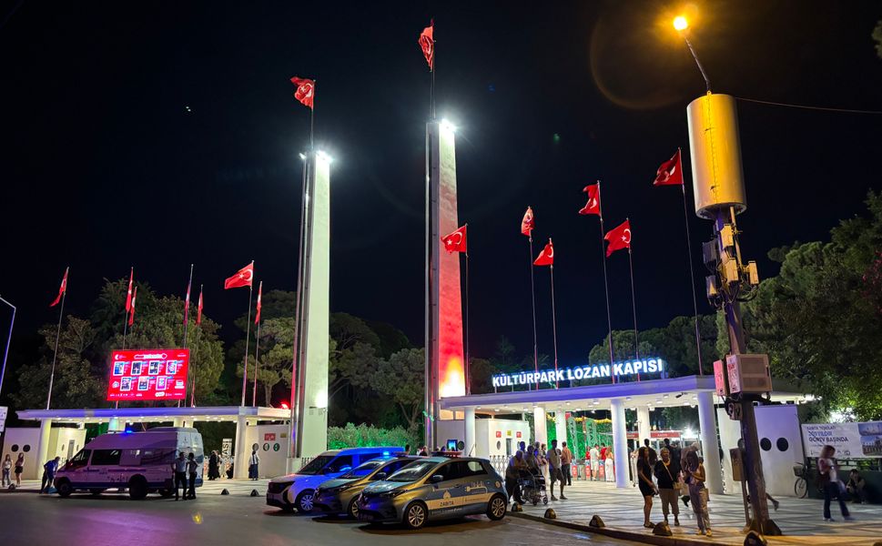 Fuar değil, tam bir 'ticari eğlence merkezi’