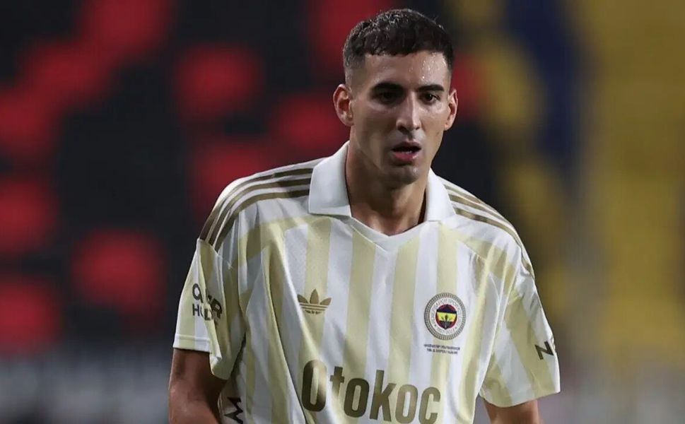 Fenerbahçe’de Mert Müldür ameliyat oldu