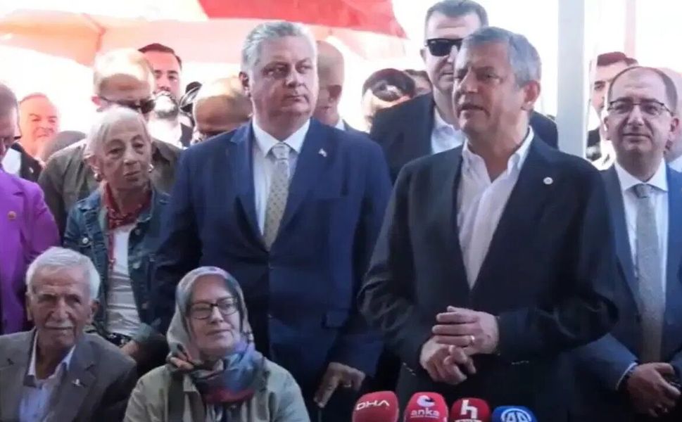Özgür Özel Yalova'da emeklilerle buluştu