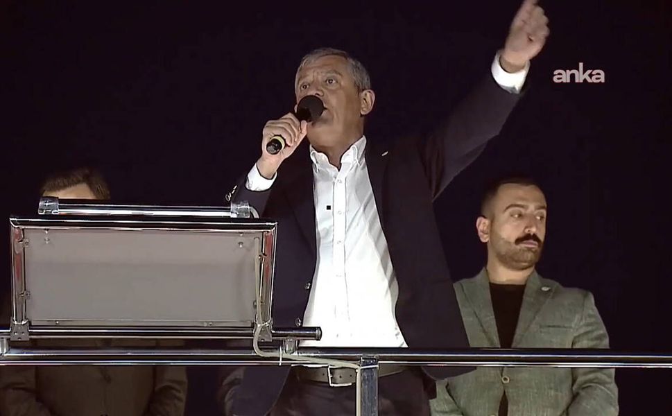 YENİ Parti Üsküdar'da meydandaydı: Özel'den sert sözler