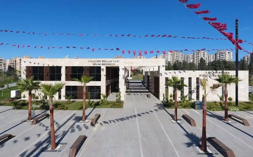 Yüreğir’de koltuk yargı kararıyla AK Parti’ye geçti