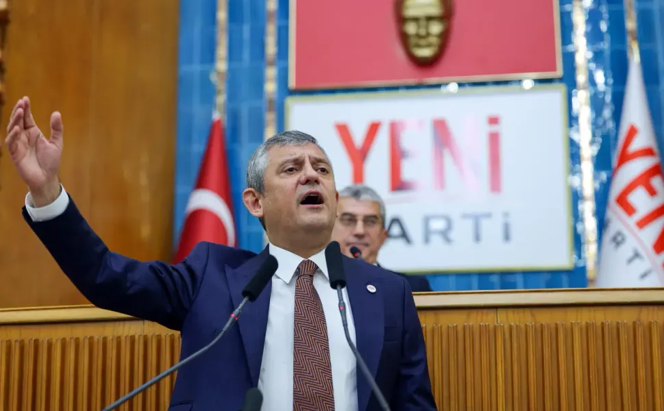 'Dün öğlene kadar nerdeydin küçük enişte?'